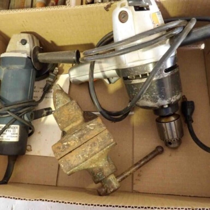 Reversible Drill, Angle Grinder, Vise