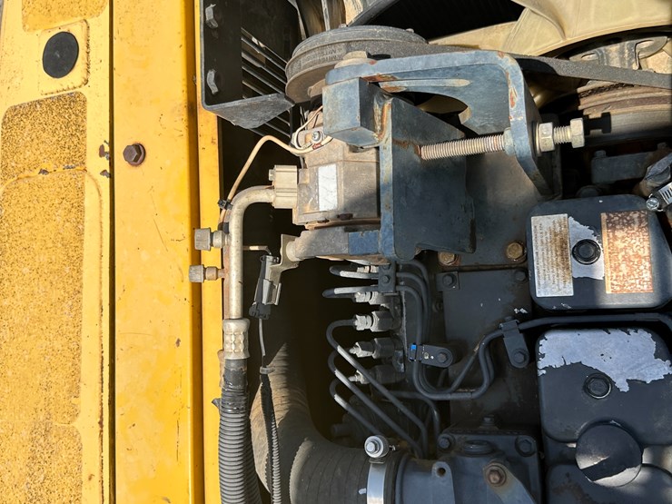komatsu-pc200-image-72