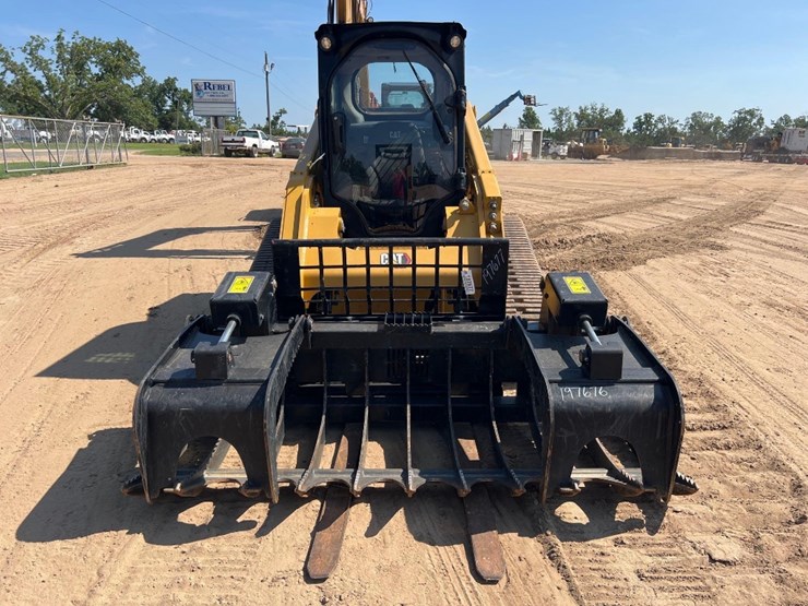 2023-caterpillar-279d3-image-7