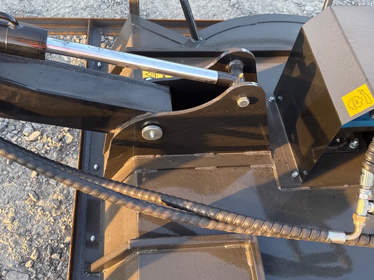 #2056-•-unused-top-cat-bdrc-77"-skid-steer-front-mount-cutter-bdrc25052602minv#:-25069-image-7