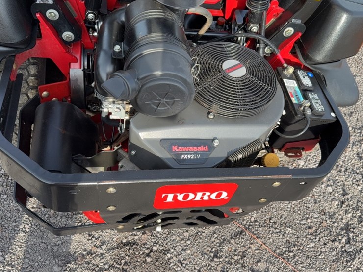 #3079-•-toro-z-master-zero-turn-lawn-mower-image-12