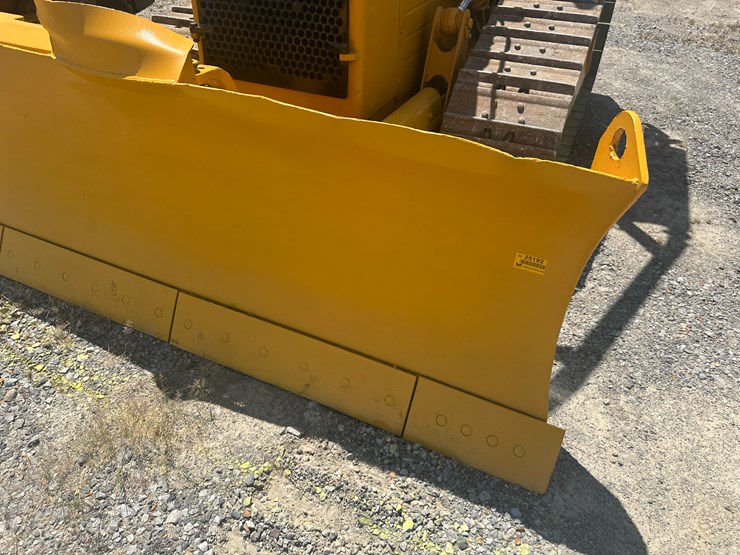 caterpillar-d4h-image-33
