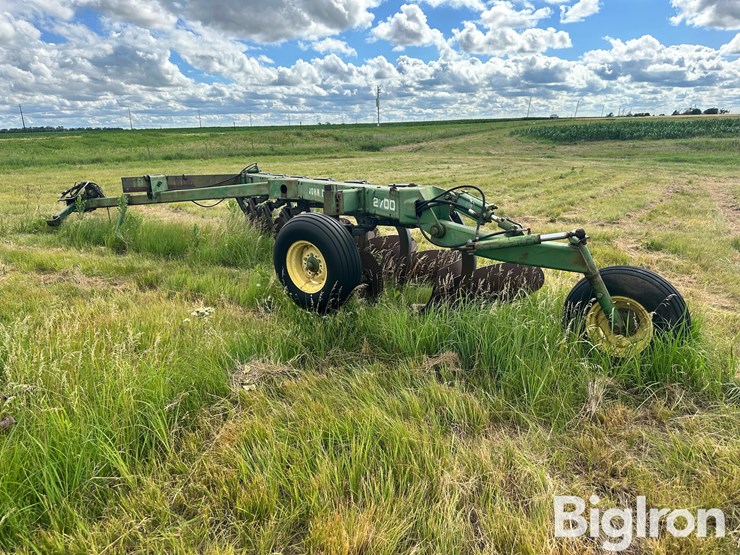 john-deere-2700-image-7