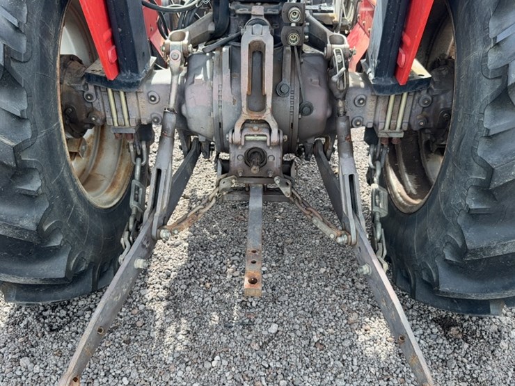 massey-ferguson-261-image-13