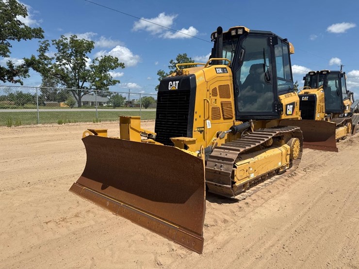 2019-caterpillar-d3k2-xl-image-2