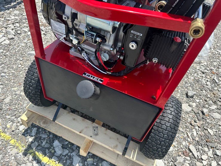 #1-•-unused-magnum-4000-series-hot-water-pressure-washer-2528126-inv#:-24638-image-20