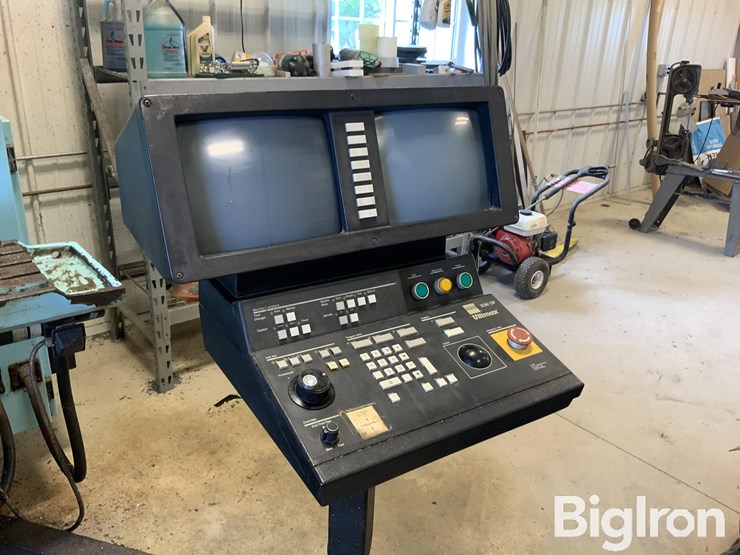 hurco-cnc-mill-image-5
