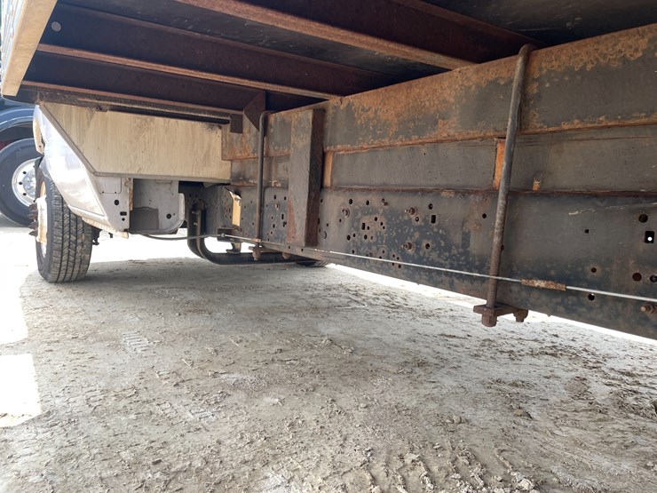 2018-ford-e450-image-28