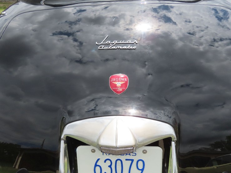 1960-jaguar-mark-ix-image-7