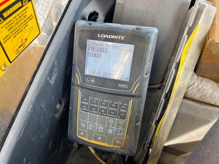 2020-komatsu-pc360-lc-11-image-46