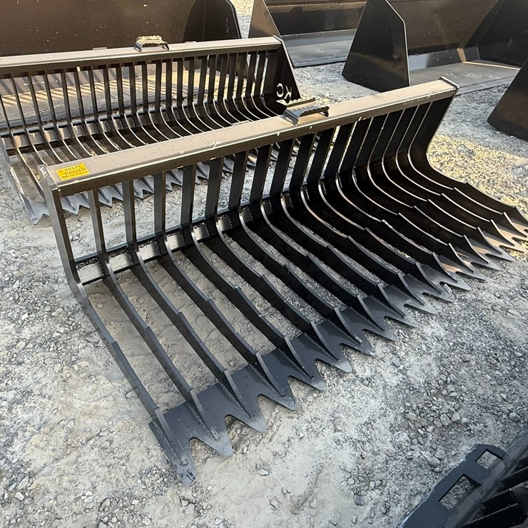 #2086 • KC 76" Low Side Skeleton Bucket Inv#: 25311