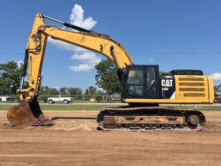 2018-caterpillar-336fl-image-1