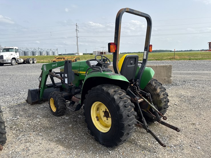 john-deere-4200-image-5