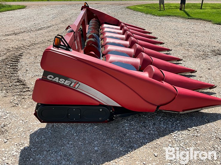 2012-case-ih-3208-image-4