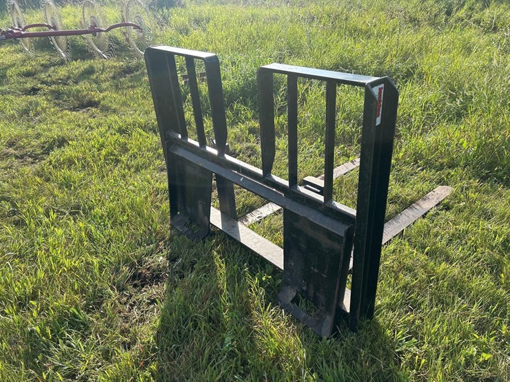 pallet-forks-image-5