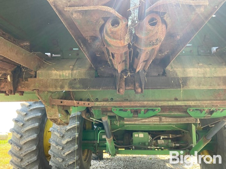 1975-john-deere-643-image-14