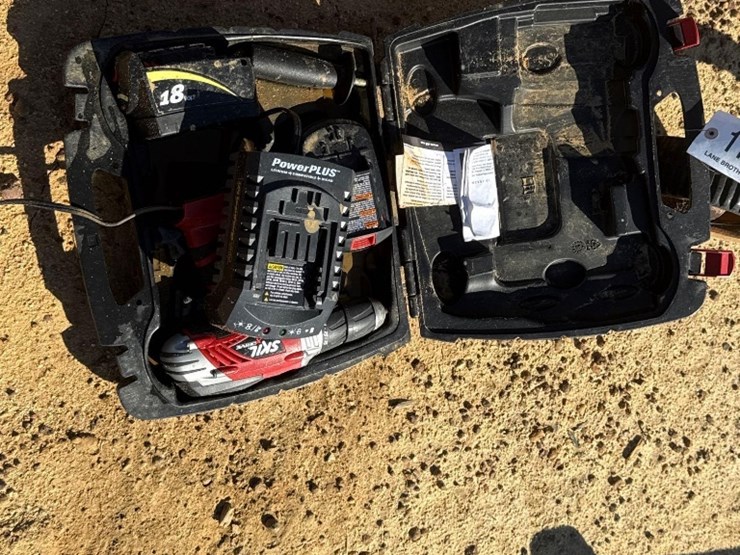 2489---skil-18-volt-drill-image-2