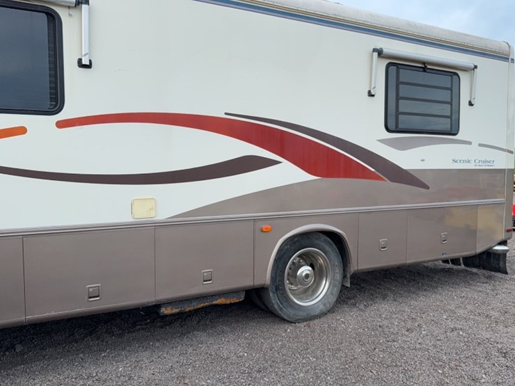 #3003-•-1996-freightliner-scenic-cruiser-38'-motor-home-image-17