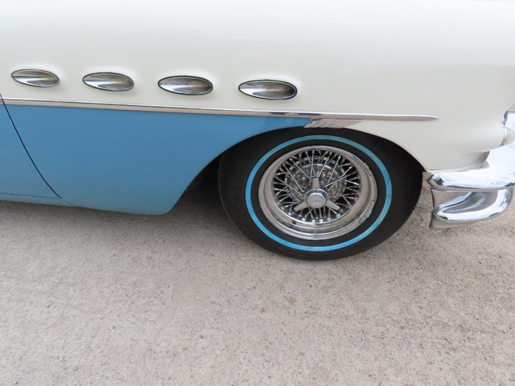 1956-buick-roadmaster-image-7