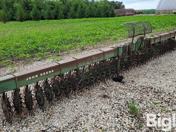 john-deere-400-image-3