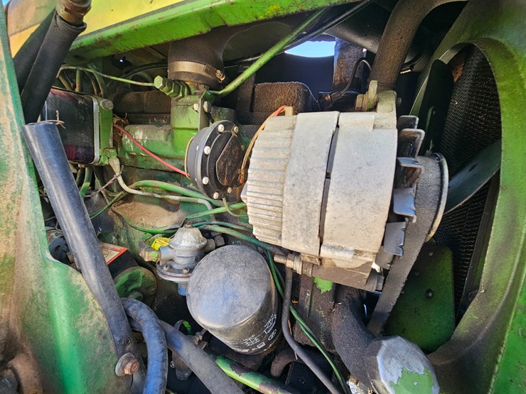 john-deere-2130-image-31