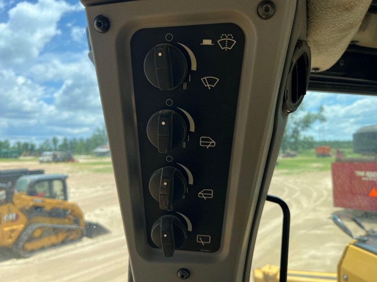 2019-caterpillar-d6-lgp-image-39