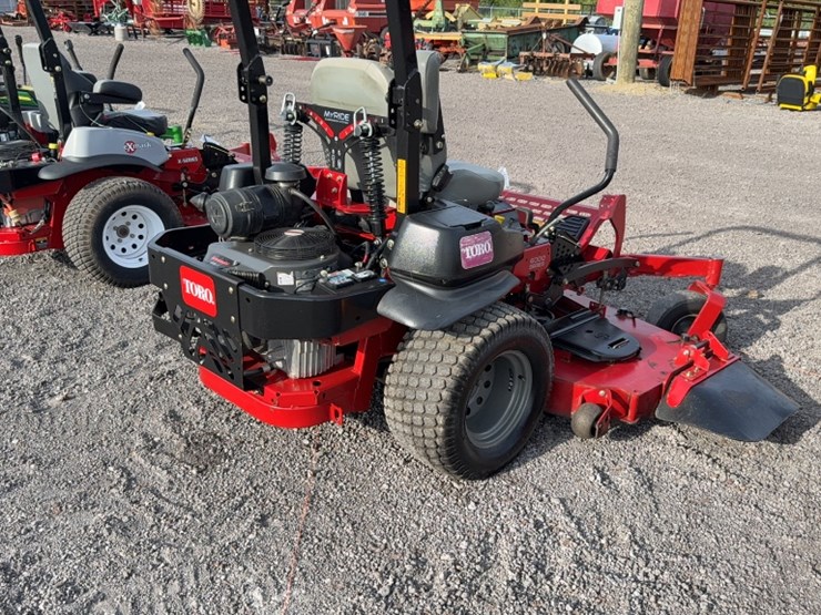 #3079-•-toro-z-master-zero-turn-lawn-mower-image-9