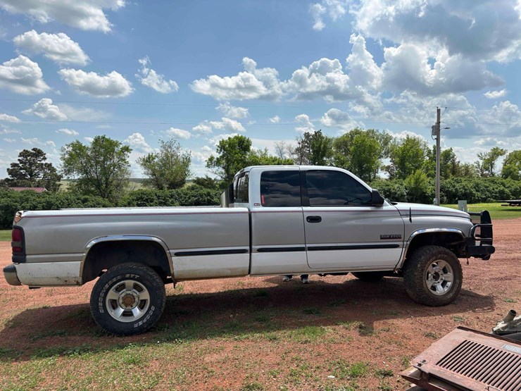 1998-dodge-ram-2500-image-4
