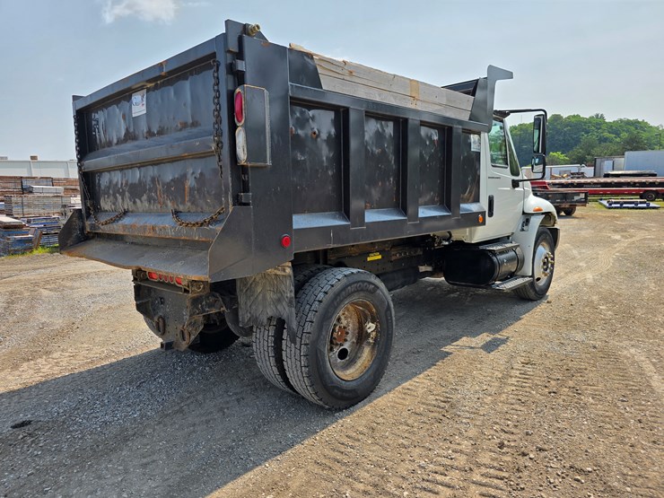 2007-international-durastar-4300-image-30