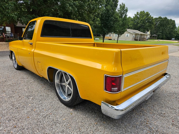 1984-chevrolet-c10-image-16