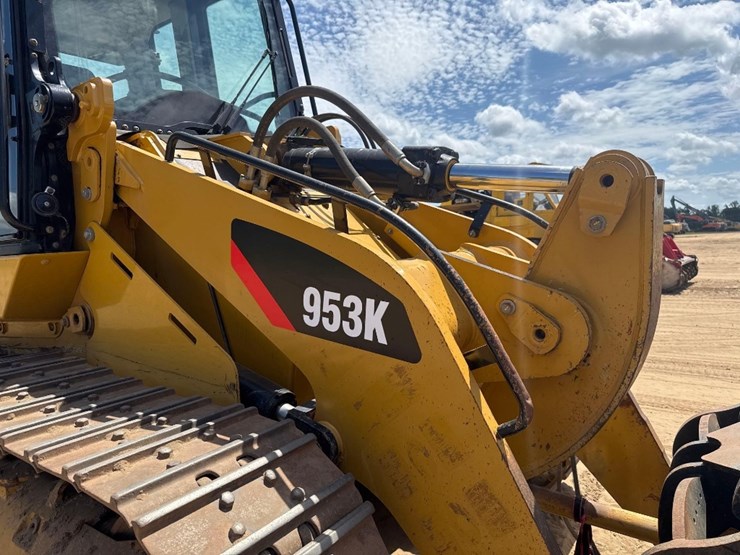 2021-caterpillar-953-image-21
