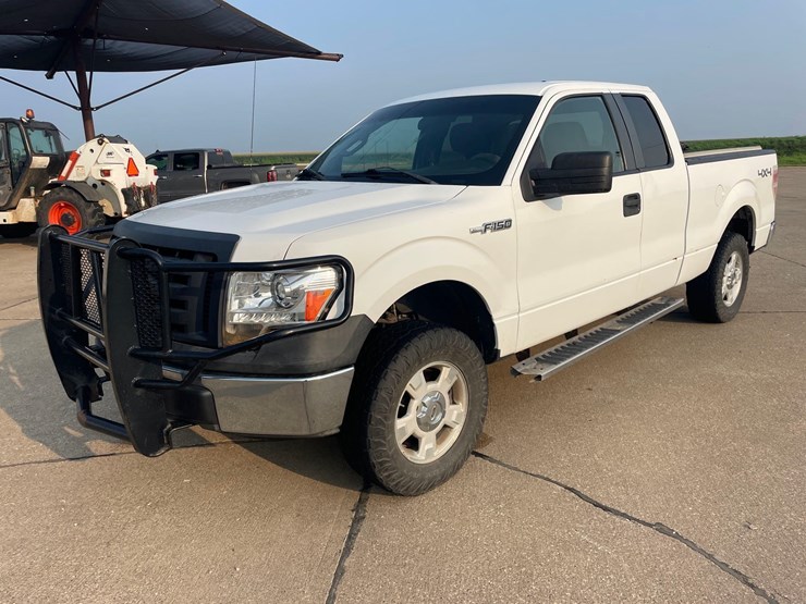 2010-ford-f150-xl-image-1