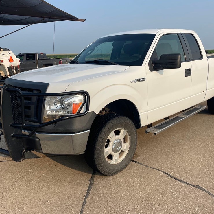 2010 FORD F150 XL