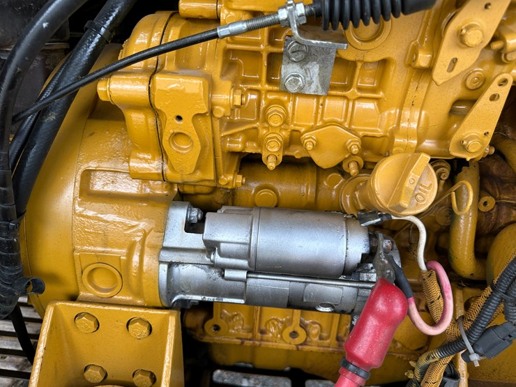2015-caterpillar-306e-image-48
