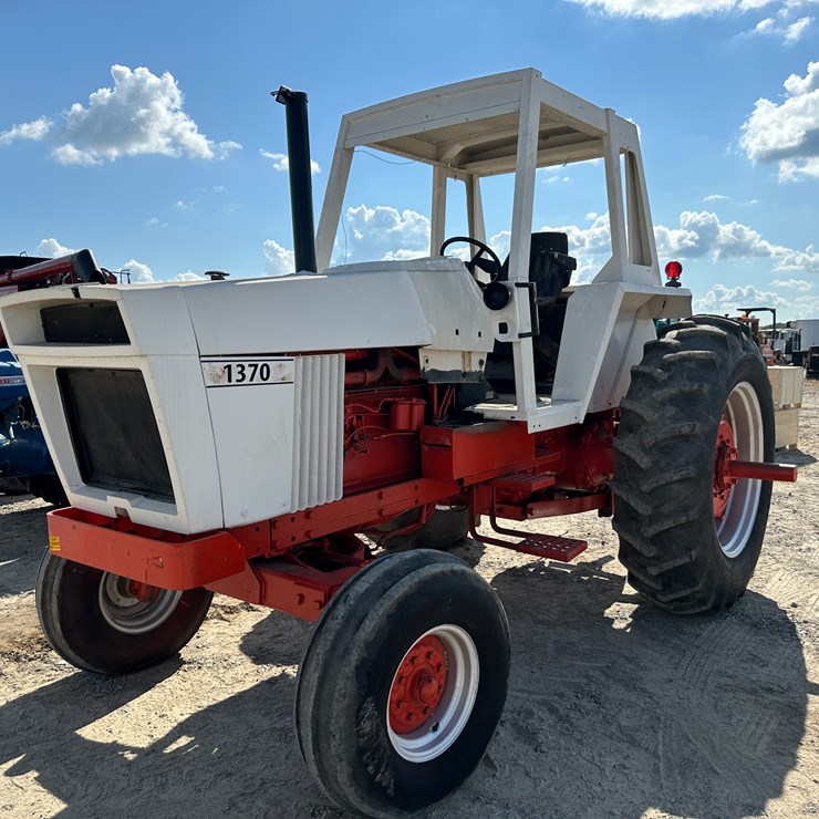 1974 J I CASE 1370