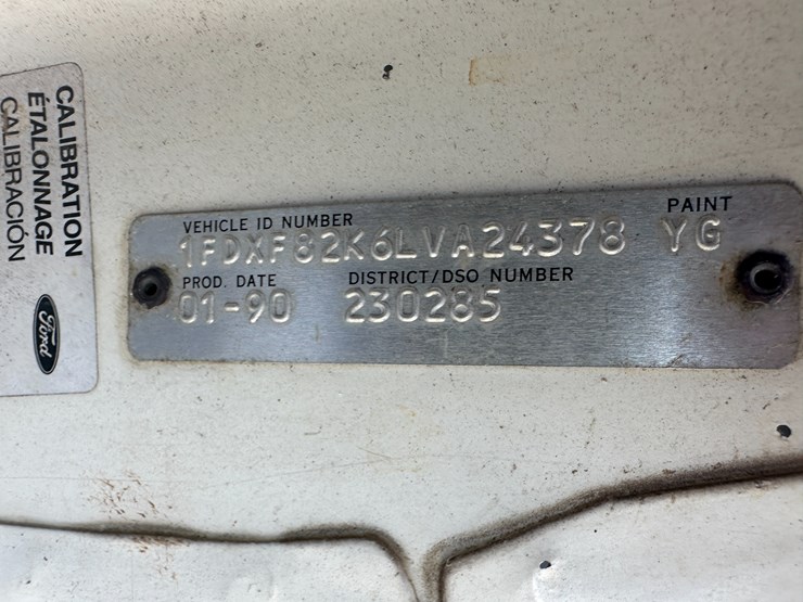 1990-ford-f800-image-97