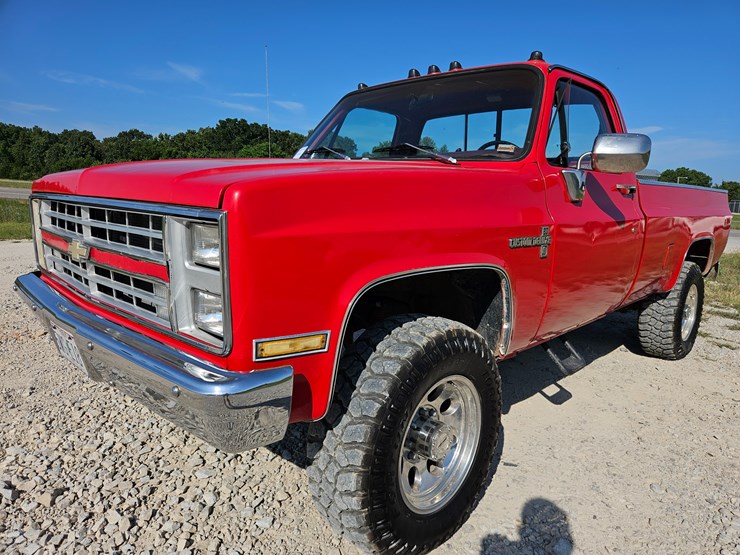 1985-chevrolet-k20-image-1