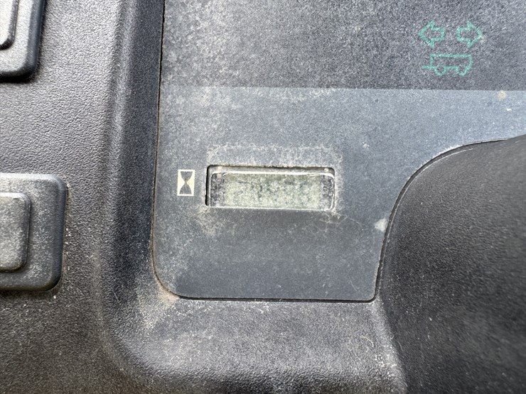 john-deere-gator-image-9