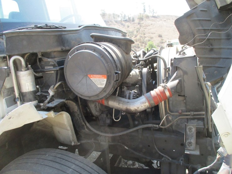2006-international-durastar-4300-image-5