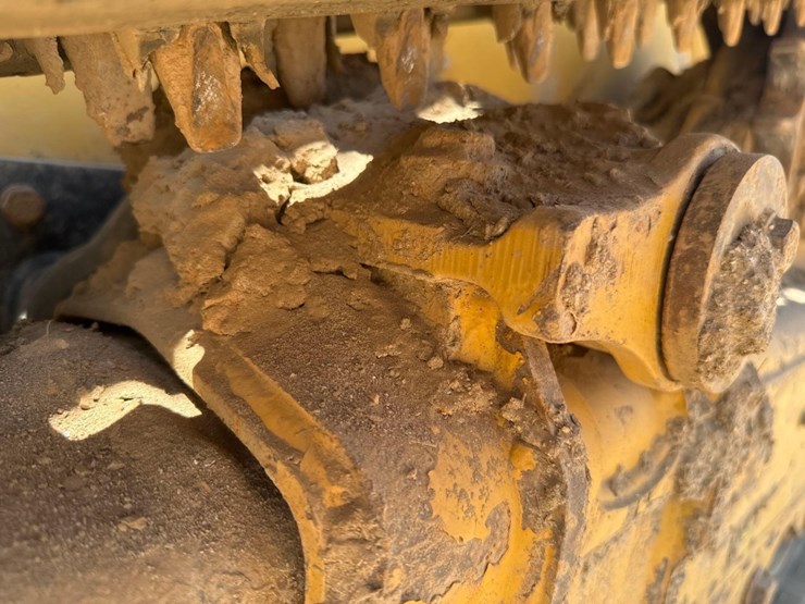 2015-caterpillar-289d-image-11