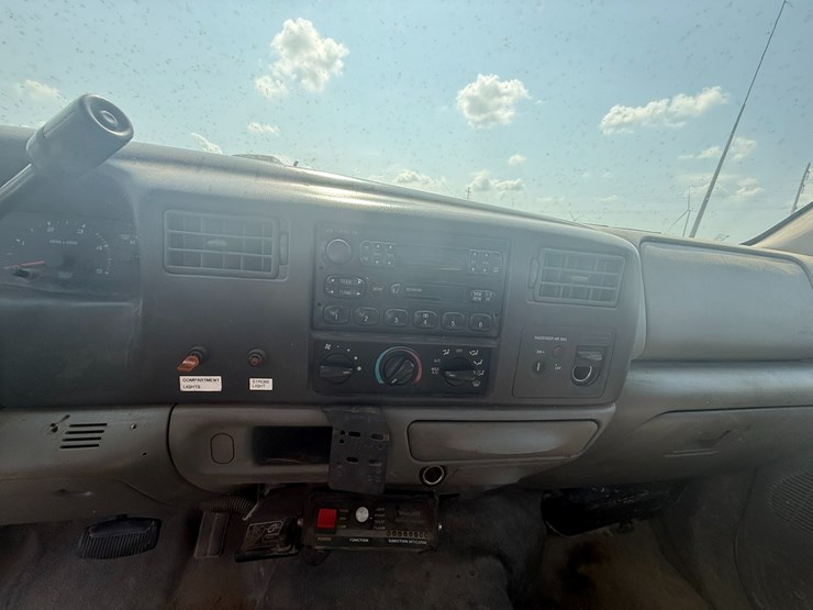 2003-ford-f350-image-58