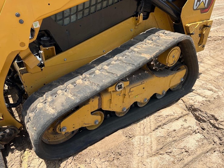 2021-caterpillar-259d3-image-9