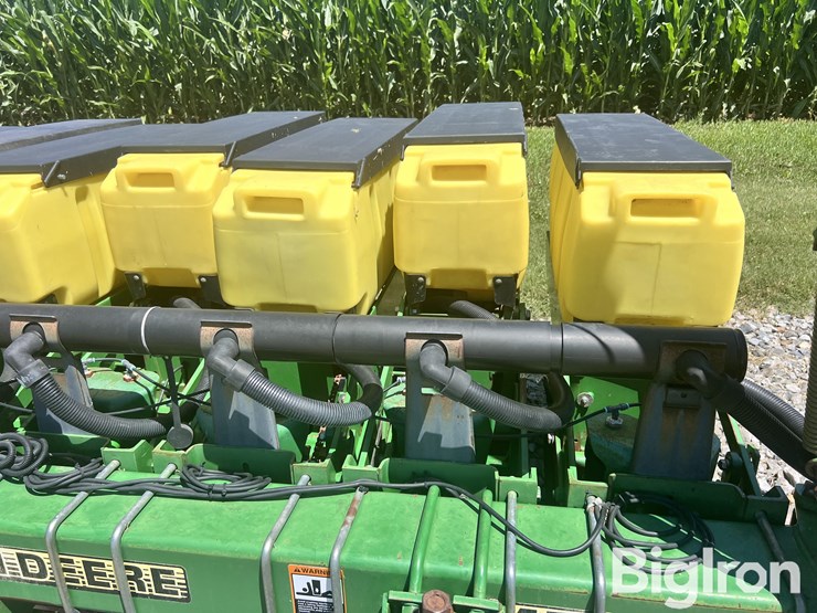 john-deere-1730-image-16