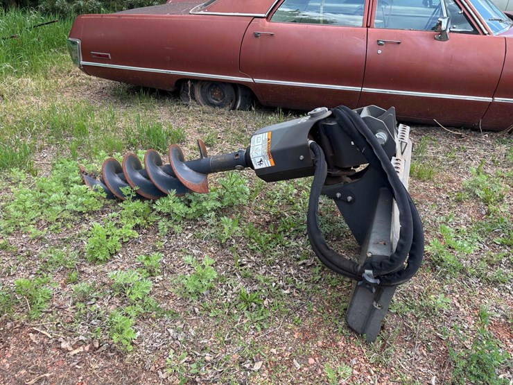 2018-bobcat-15c-post-hole-auger-image-2