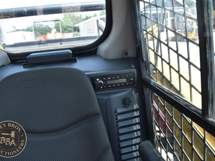 2019-caterpillar-289d-image-41
