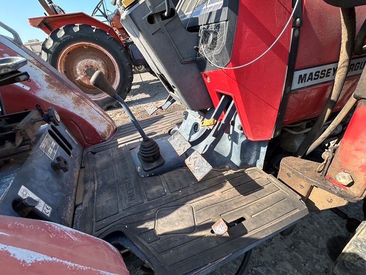 massey-ferguson-1433-image-26