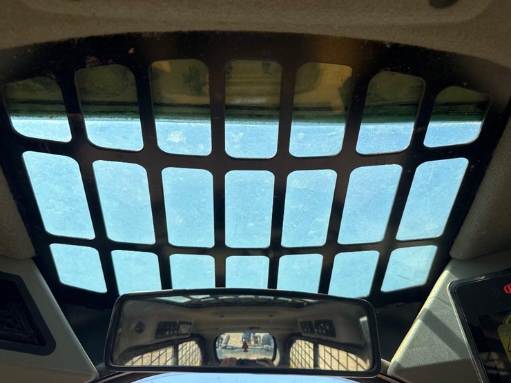 2017-caterpillar-299d2-xhp-image-27