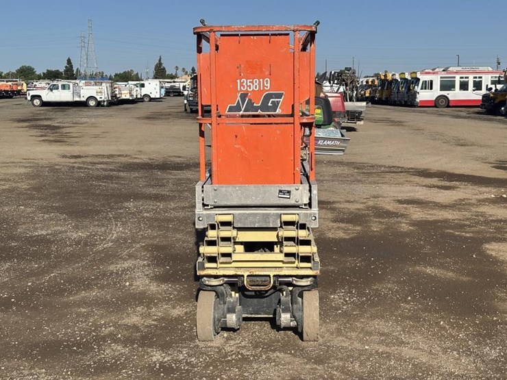 2014-jlg-1930es-image-5