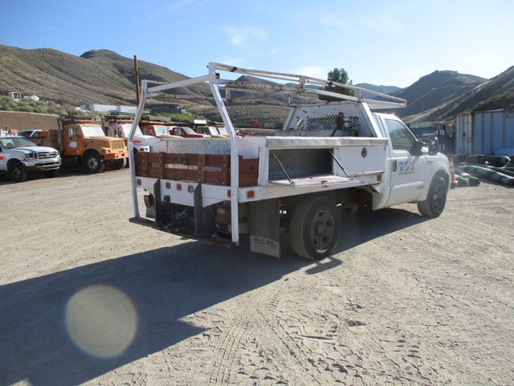 2005-ford-f350-sd-xl-image-3