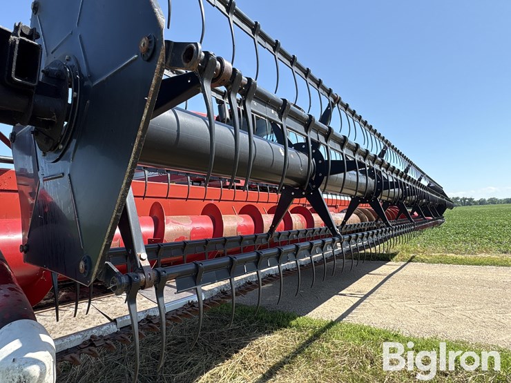 2011-case-ih-3020-image-15